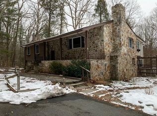 263 Foster Hill Rd, Milford, PA 18337