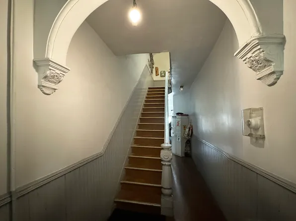 456 Humboldt Street image 4 of 9