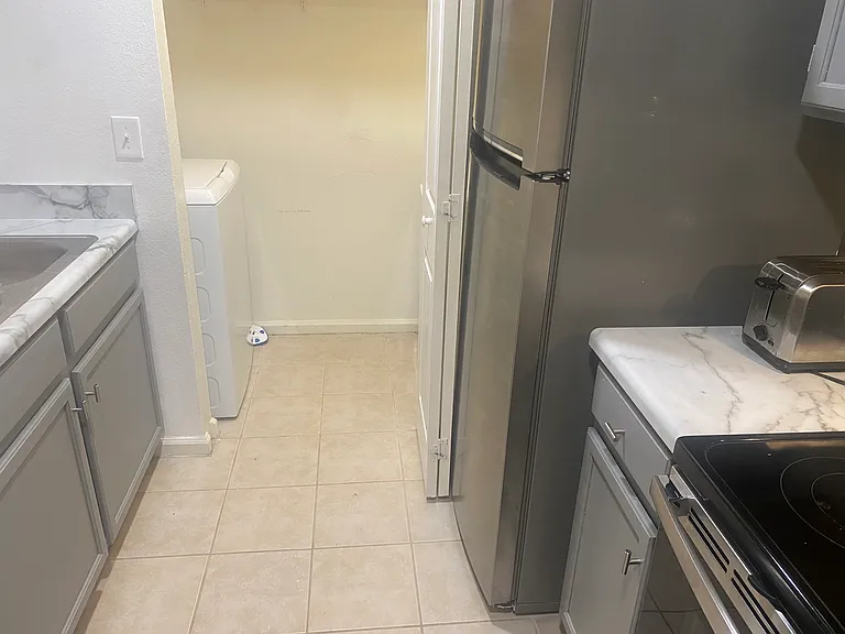 2195 Timberwood Cir N — Photo 12