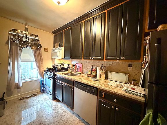 2nd image of 54-17 31st Ave APT 3K