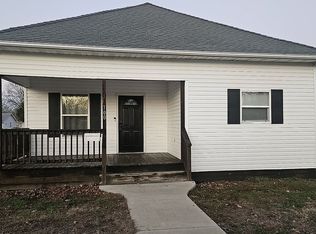 700 N Otis St, Marion, IL 62959