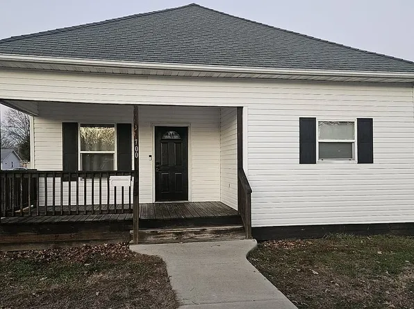 700 N Otis St, Marion, IL 62959