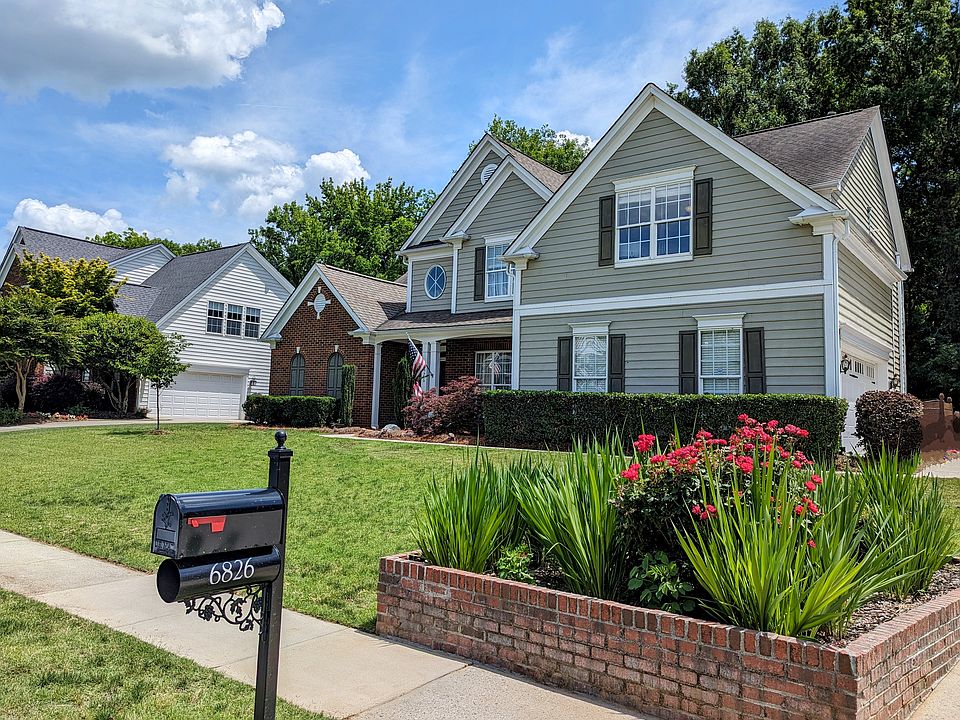 1st image of 6826 Guinevere Dr