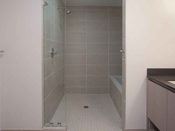 5th image of 200 SE 2nd Ave #1623