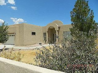 10812 Buckboard St NW, Albuquerque, NM 87114
