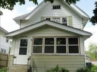 1530 W 2nd St, Waterloo, IA 50701