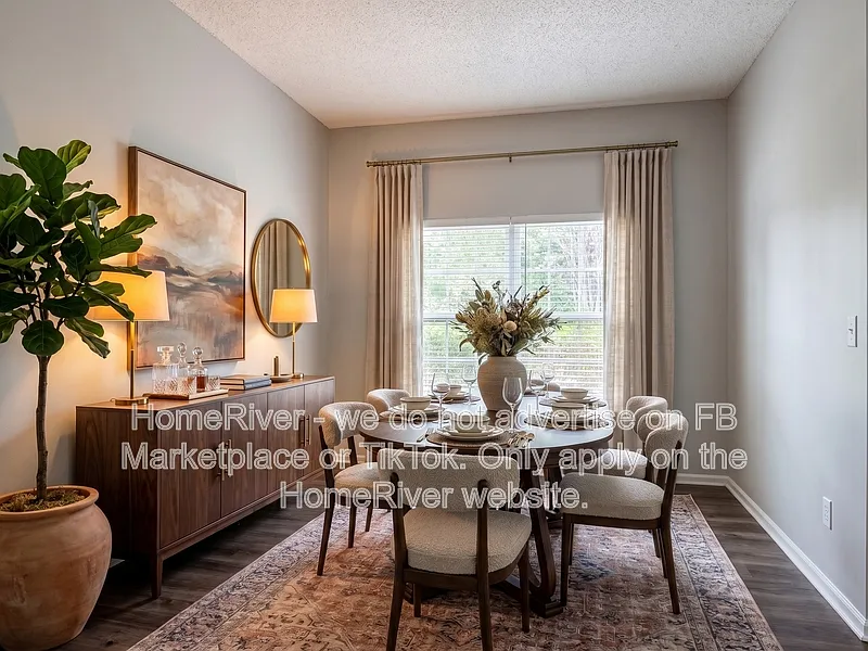 4 bed, 3.0 bath, 2074 sqft, $2,075 — Photo 3