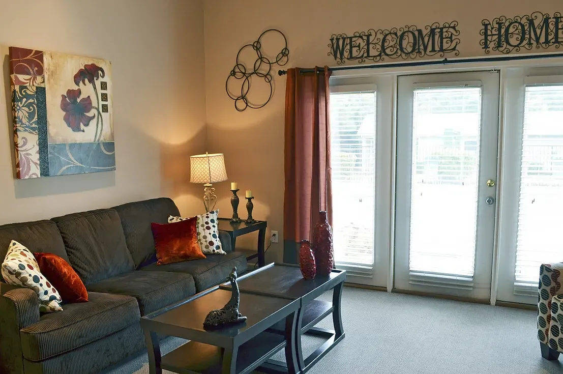 Overlook Gardens Apartments — Photo 1