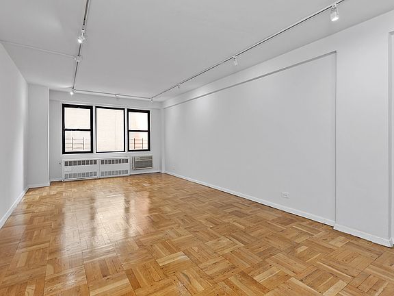 5th image of 220 E 54th St #8KL