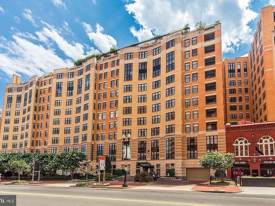 1st image of 400 Massachusetts Ave NW APT 817