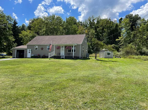 5241 W Main St, Edinburg, PA 16116