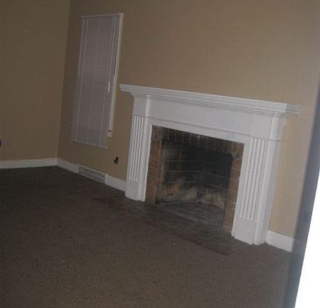 19953 MONICA FIREPLACE