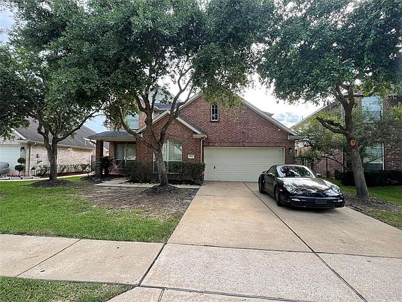 3rd image of 3911 Golden Shores Dr