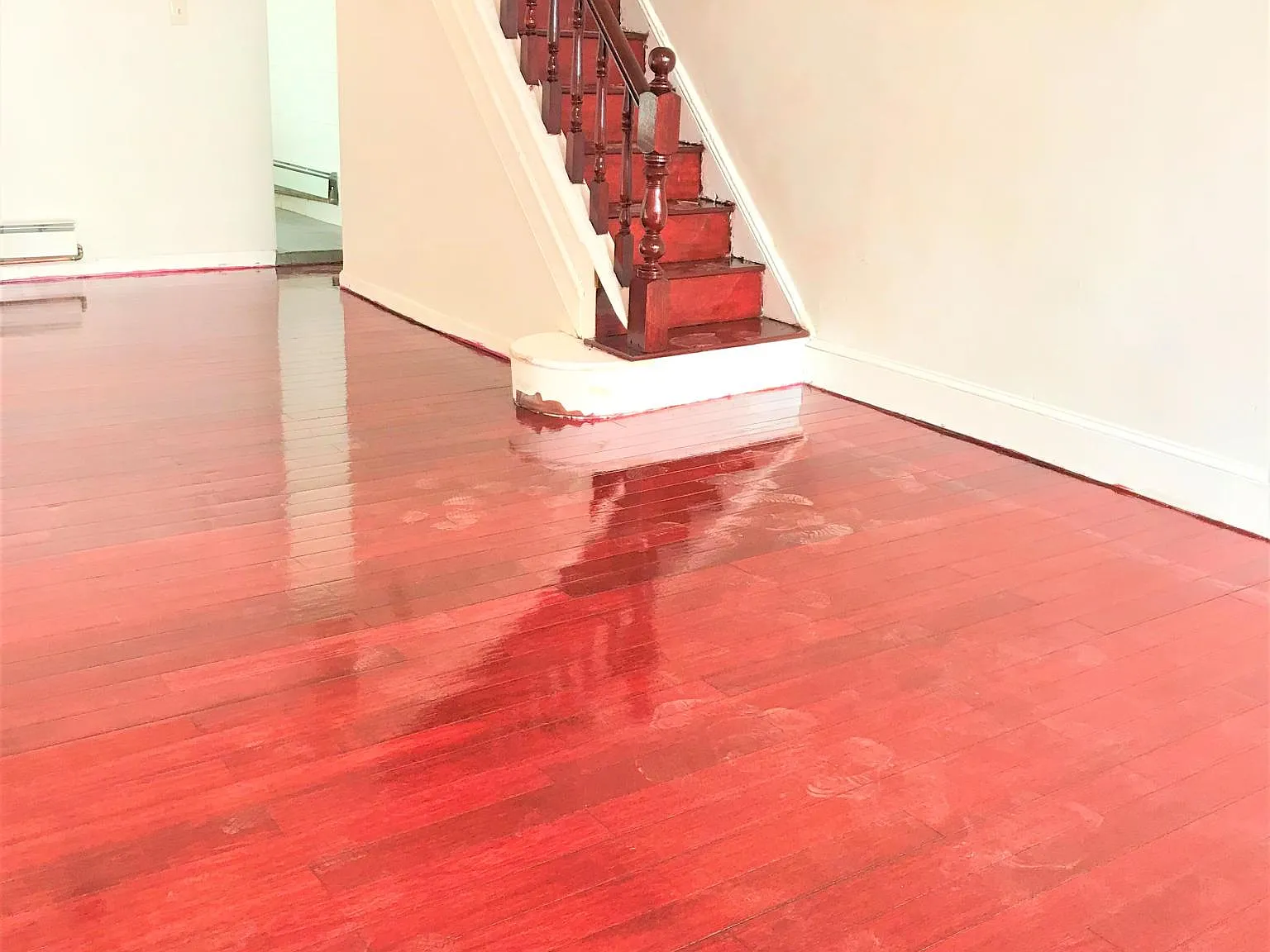 2 bed, 950 sqft, $1,300 — Photo 3