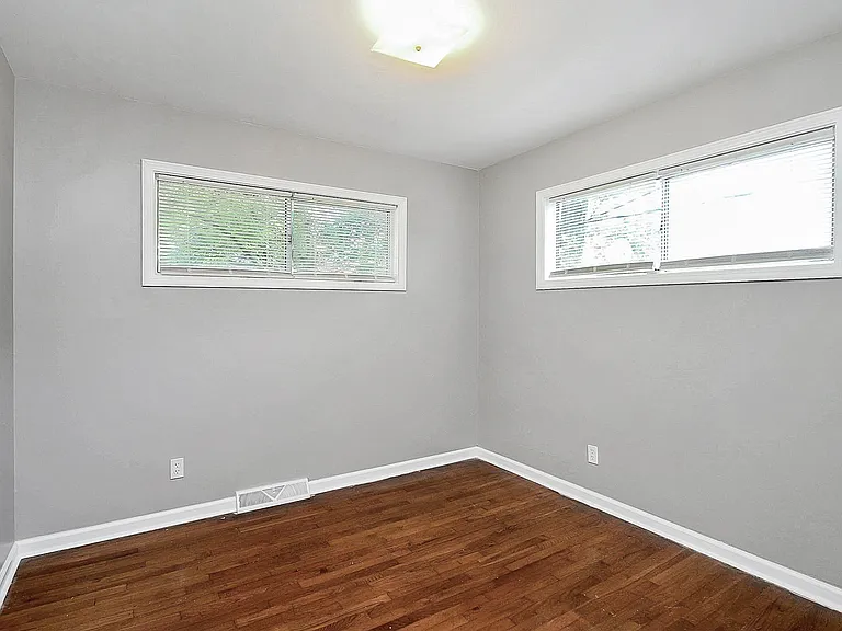 2244 English Dr — Photo 16
