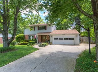 4908 Springbrook Dr, Annandale, VA 22003