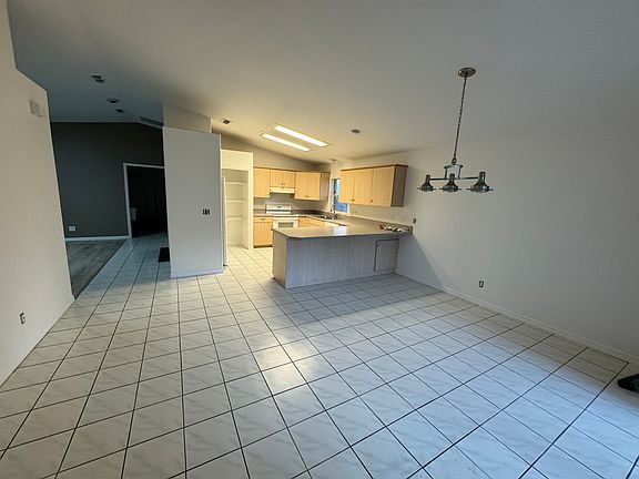 Dining room / Kitchen