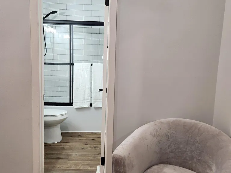 8640 Wilmette Ct — Photo 14