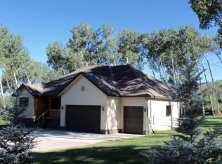 187 N Forest Dr, Star Valley Ranch, WY 83127