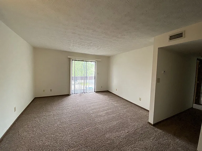 Basswood Apartments — Photo 9