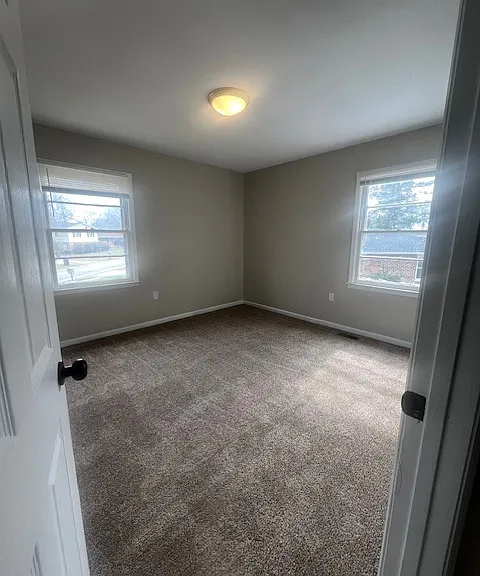 406 Kimberly Rd — Photo 6