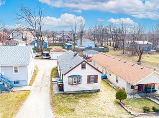 124 Barry Ave, Lockport, IL 60441