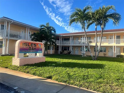 7740 Boca Ciega Dr #108 Photo 1