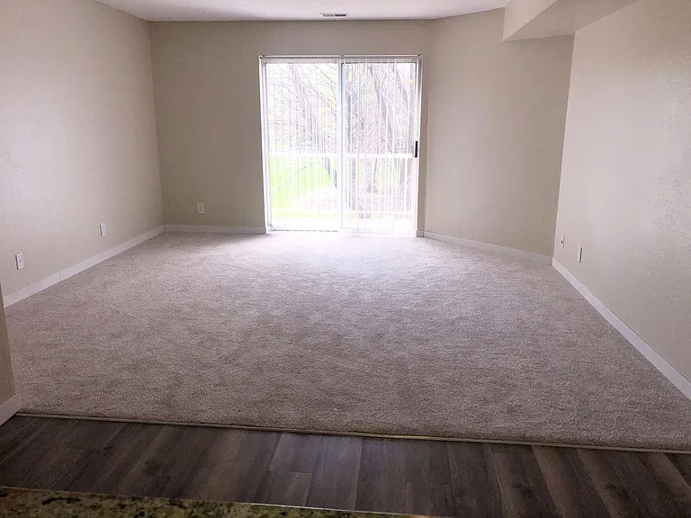 Waterford Place Townhomes — Photo 7