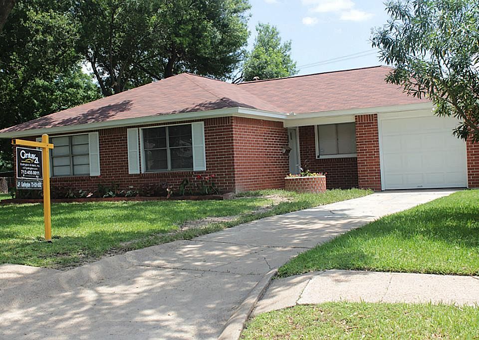 1st image of 341 Irene St