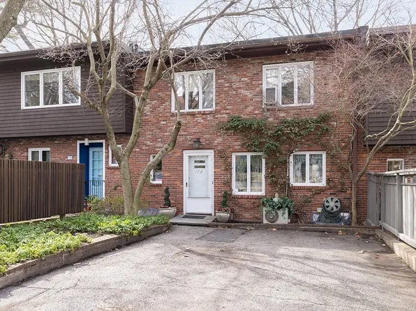 178 Rawson Rd, Brookline, MA 02445