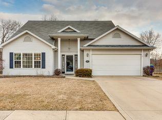 1725 Clifty Pkwy, Fort Wayne, IN 46808