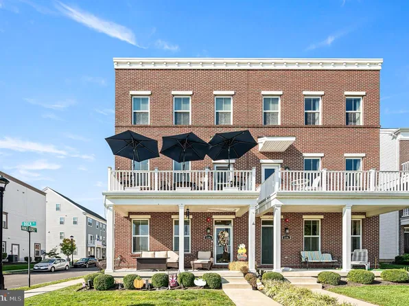 118 Dock St, Bensalem, PA 19020