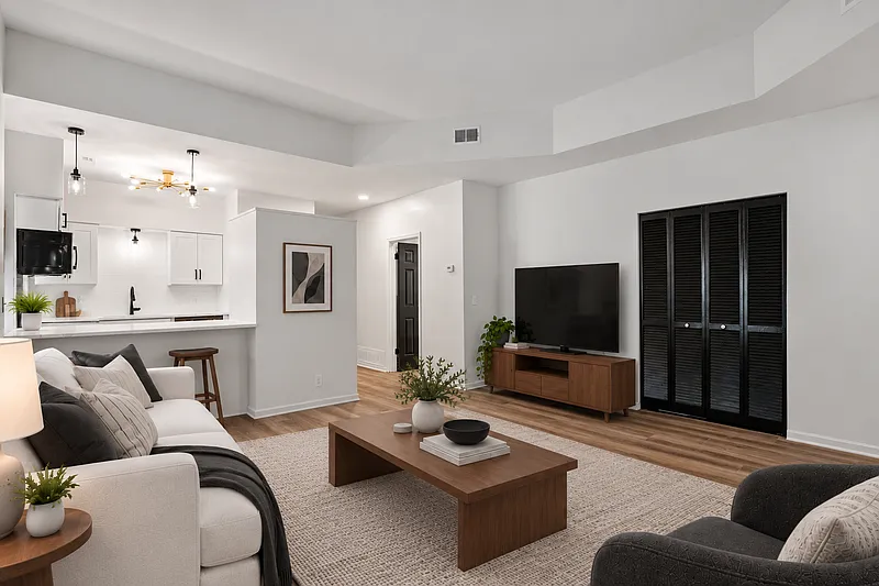 2 bed, 2.0 bath, 1300 sqft, $1,695 — Photo 4