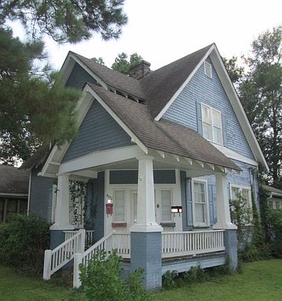 2nd image of 402 Mississippi Ave