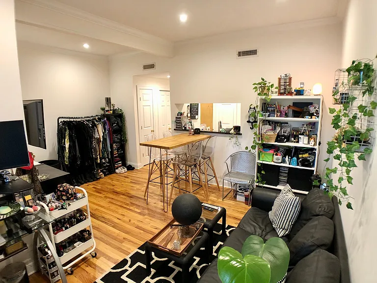 118 Washington St #206 — Photo 1