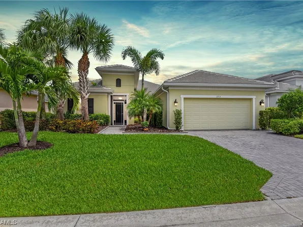 2713 Lambay Ct, Cape Coral, FL 33991