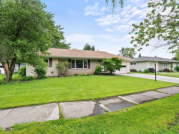 2nd image of 2901 Clara Ave