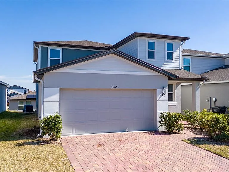 3085 Bella Vista Dr — Photo 1