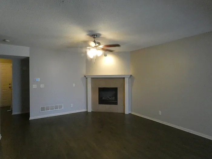 2 bed, 2.0 bath, $1,475 — Photo 3