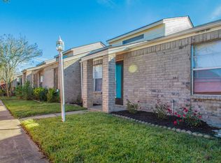 811H Buchta Rd, Angleton, TX 77515