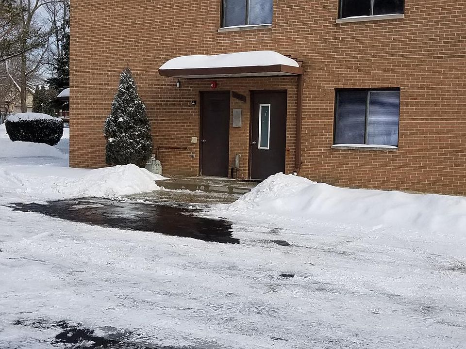 1st image of 728 W 65th St APT 5