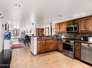 1460 W Main St, Carbondale, CO 81623