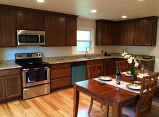 2558 Anthony Ln, Maumee, OH 43537