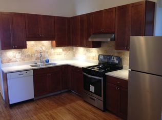 1414 W Thome Ave #2, Chicago, IL 60660