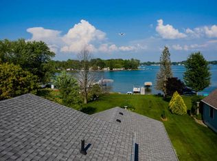 4625 S 50 E, Wolcottville, IN 46795