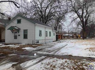 211 SW Orchard St, Topeka, KS 66606