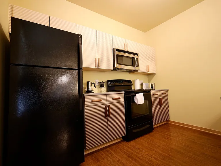 525 E Main St — Photo 58