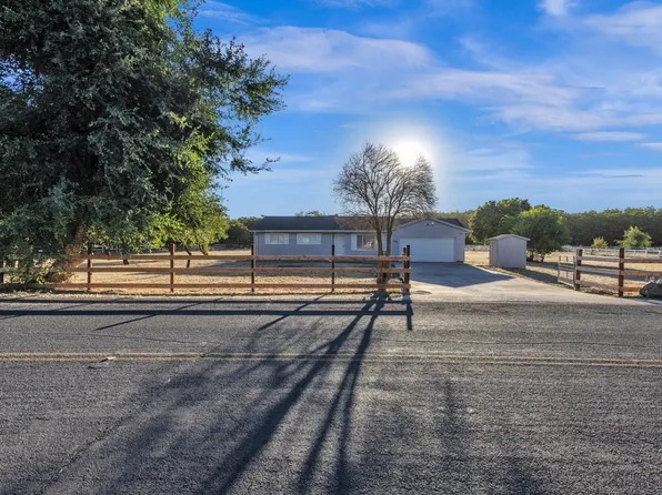 766 E Frisbee Ln, French Camp, CA 95231