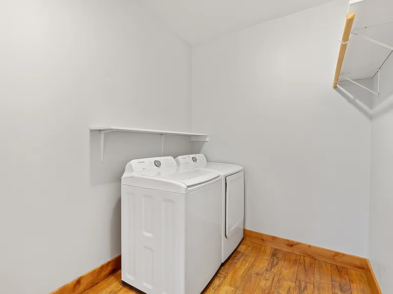 2781 Renee Way — Photo 17