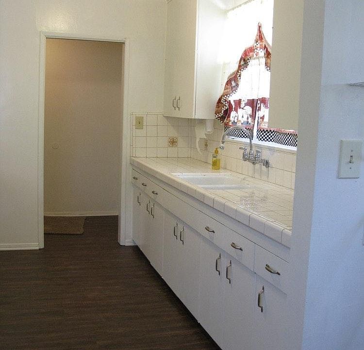 1st image of 7008 De Soto Ave